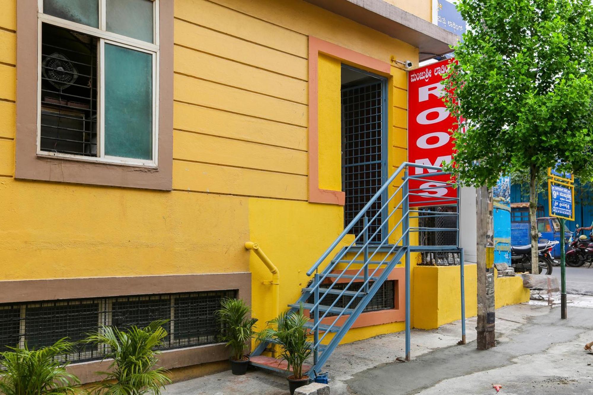 Hotel O Manjushree Boarding & Lodging Nearby Dr.Br Ambedkar Stadium Basveshwar Nagar Bengaluru Kültér fotó